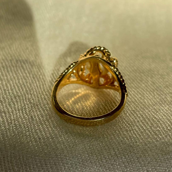 Vintage 90s Gold Round Large Faux Pearl Statement Ring sz 7 - Picture 3 of 4